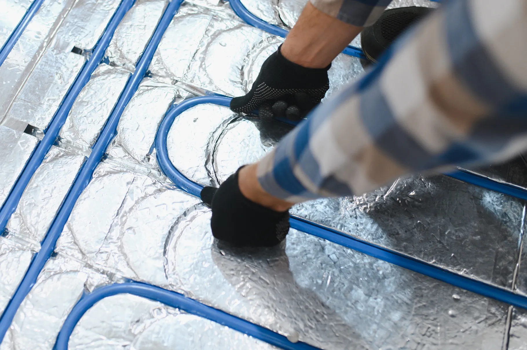 Suelo radiante refrescante